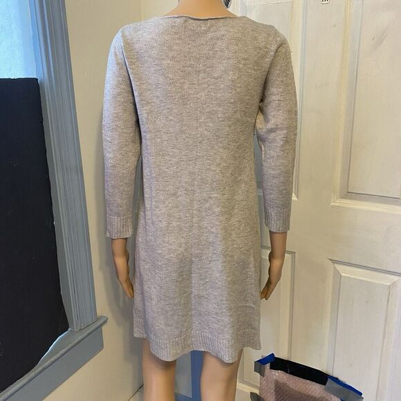 Y2K Express Gray Knit Sweater Dress Sz M Over Knees Pocket Pullover Stretch Soft - Picture 8 of 10